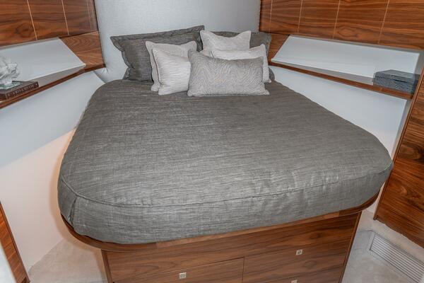 Zatara 90ft Viking Yacht For Sale