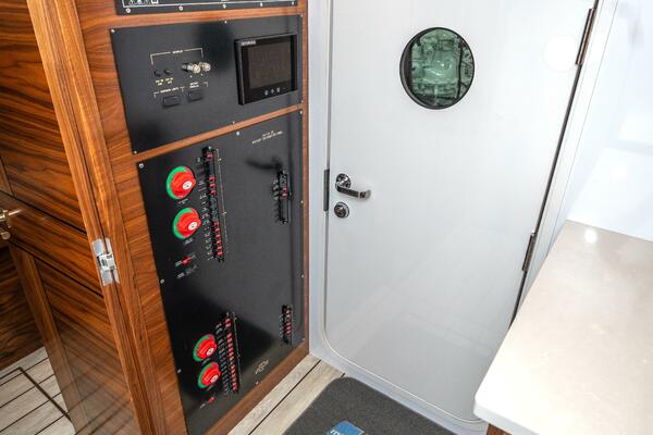 Zatara 90ft Viking Yacht For Sale