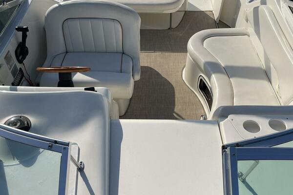 27ft Sea Ray Yacht For Sale