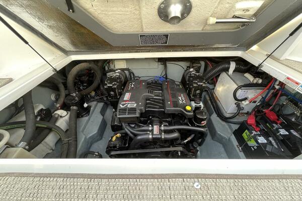 27ft Sea Ray Yacht For Sale