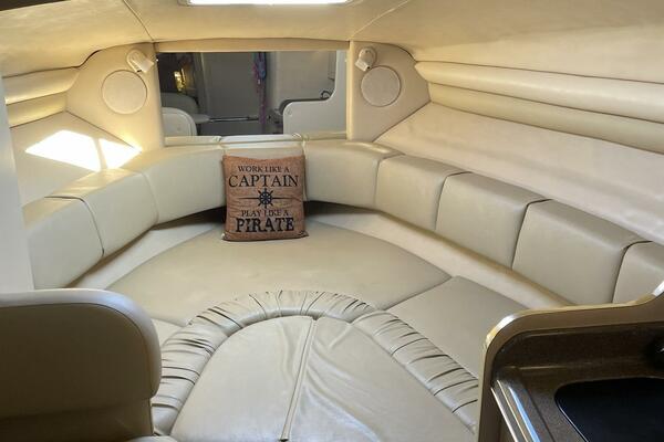 27ft Sea Ray Yacht For Sale