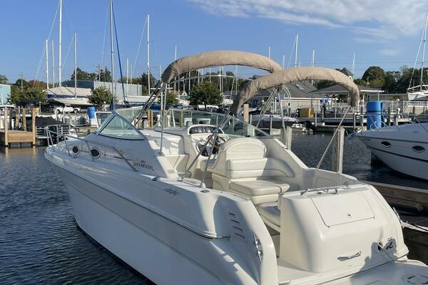 27ft Sea Ray Yacht For Sale