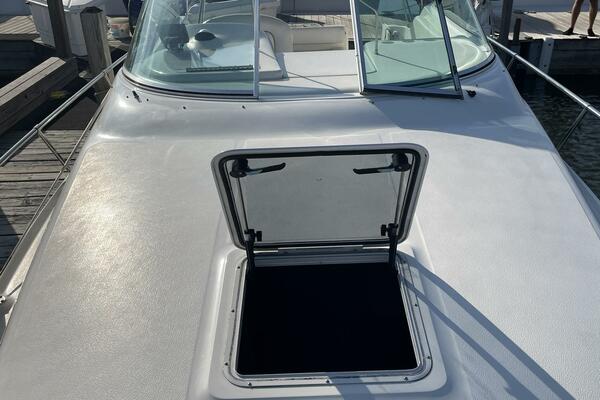 27ft Sea Ray Yacht For Sale