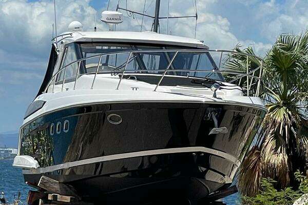Regal Sport Coupe Yacht For Sale
