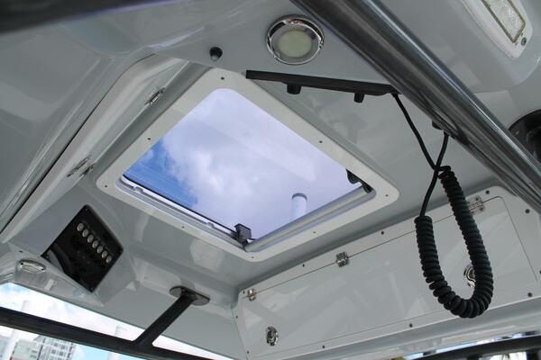 32ft Sea Fox Yacht For Sale