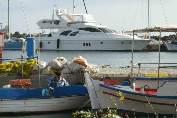 66ft Grand Harbour Yacht For Sale
