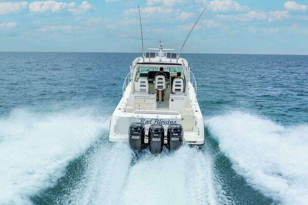Boston Whaler 345 Conquest Yacht For Sale