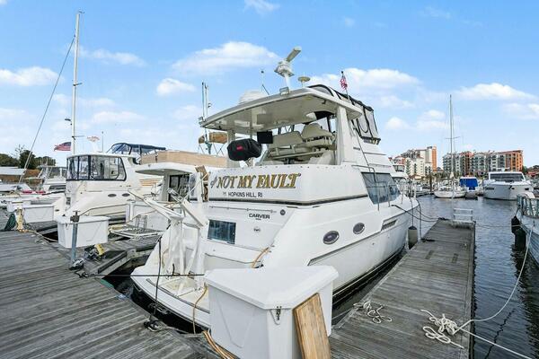 Still Not My Fault 39ft Carver Yacht For Sale