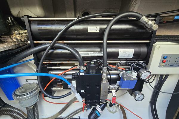 Le Grand Bleu I 42ft Bali Yacht For Sale