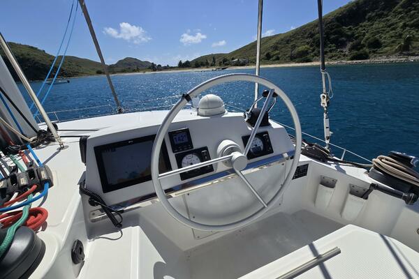 Le Grand Bleu I 42ft Bali Yacht For Sale