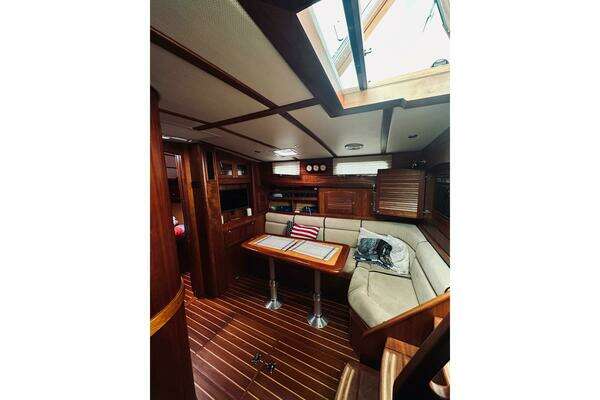 Sabre 38 Hard Top Express Yacht For Sale