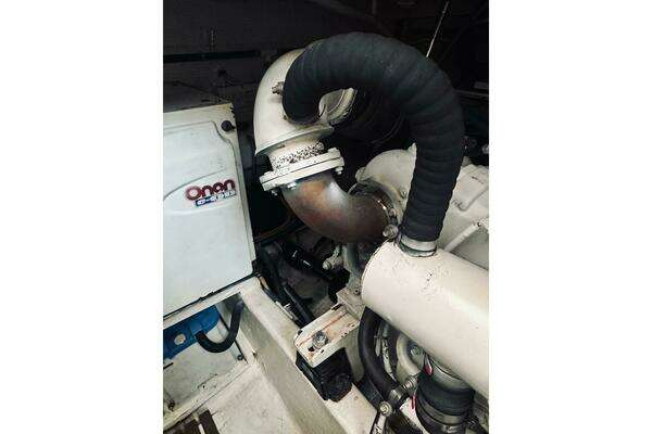 Sabre 38 Hard Top Express Yacht For Sale