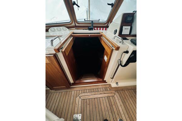 Grand Finale 38ft Sabre Yacht For Sale