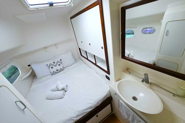 After Glow 48ft Voyage Yacht For Sale