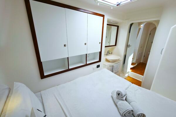 After Glow 48ft Voyage Yacht For Sale