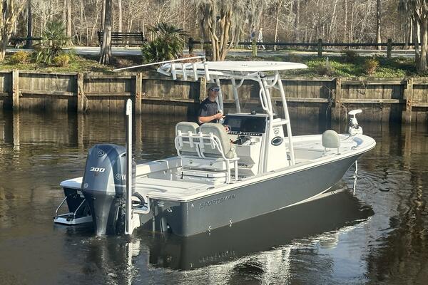 24ft Sportsman Yacht For Sale