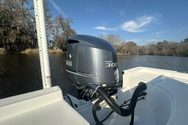 24ft Sportsman Yacht For Sale