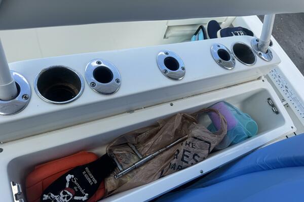 24ft Pathfinder Yacht For Sale