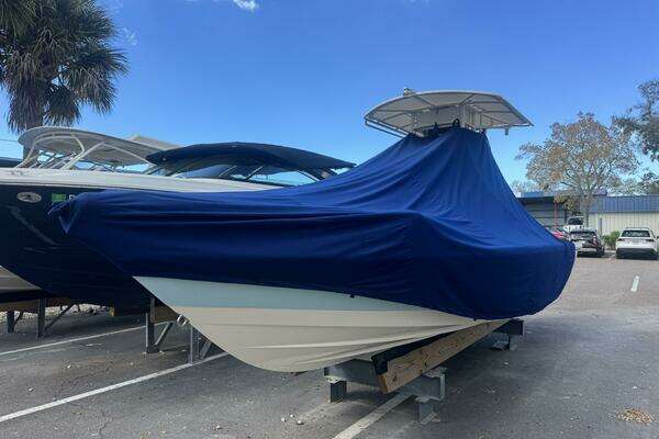 Photo of the 2016 Pathfinder 2400 TRS