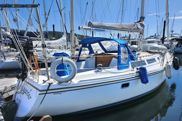 Scrimshander 34ft Catalina Yacht For Sale