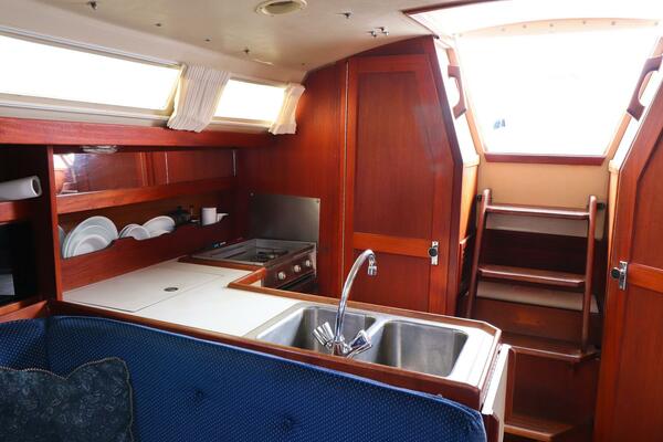 Scrimshander 34ft Catalina Yacht For Sale