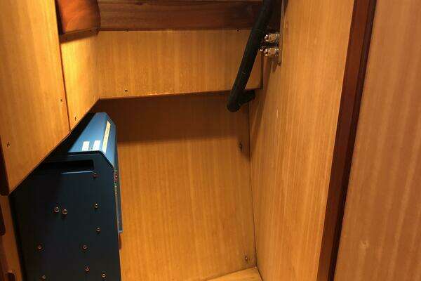 Outbound  Yacht For Sale