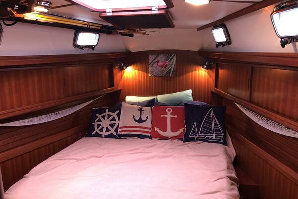 46ft Outbound Yacht For Sale