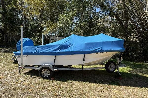17ft Boston Whaler Yacht For Sale