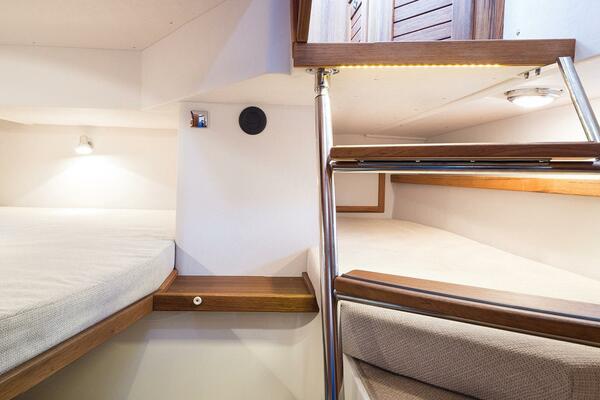 499k  699k Stock 1 30ft Targa Yacht For Sale