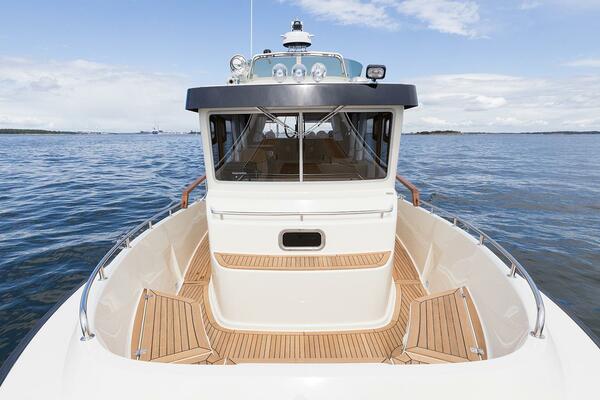 499k  699k Stock 1 30ft Targa Yacht For Sale