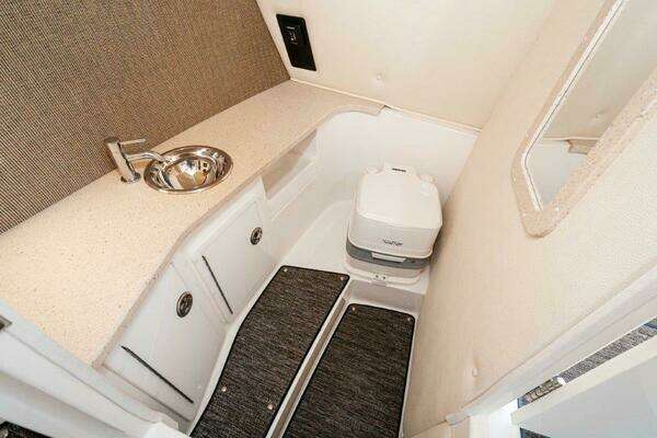 Cobalt 30SC Yacht For Sale