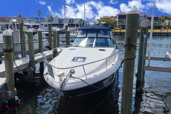 2006 Sea Ray Sundancer 320