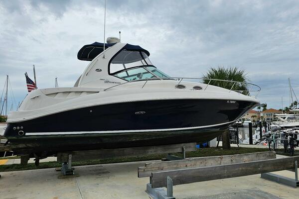 Incognito 32ft Sea Ray Yacht For Sale