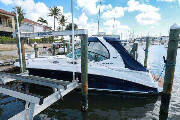 Photo of the 2006 Sea Ray  "Incognito"