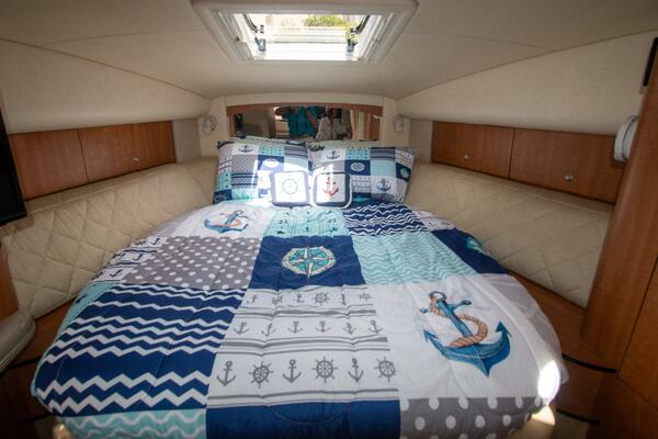 Incognito 32ft Sea Ray Yacht For Sale