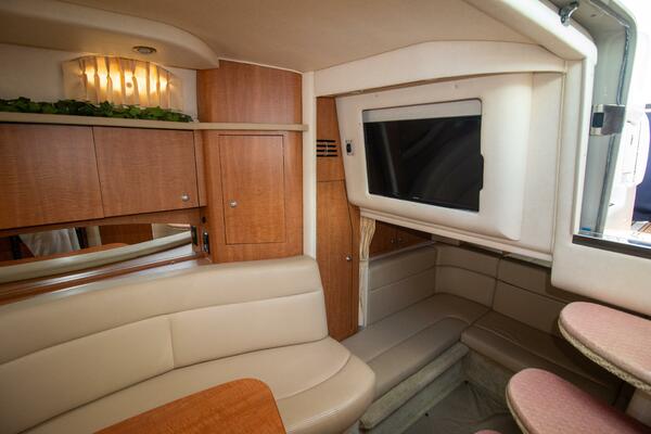 Incognito 32ft Sea Ray Yacht For Sale