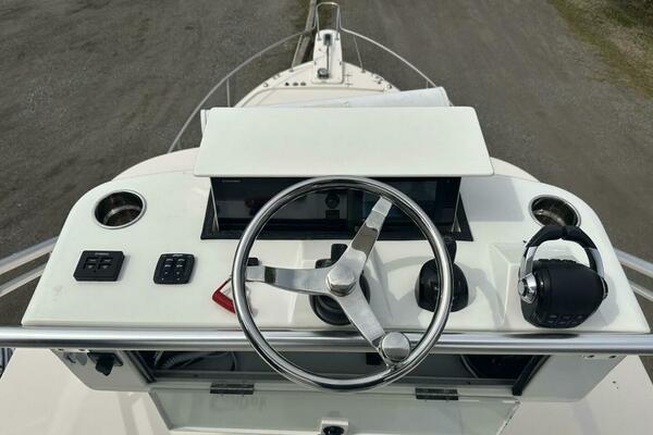 33ft Grady White Yacht For Sale