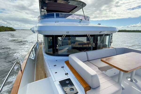 Sirena 68 Yacht For Sale