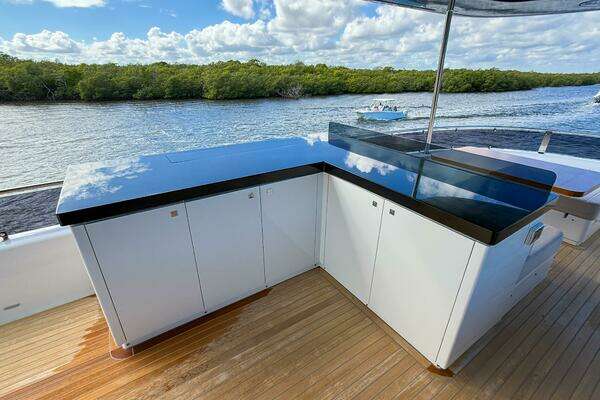 Sirena 68 Yacht For Sale