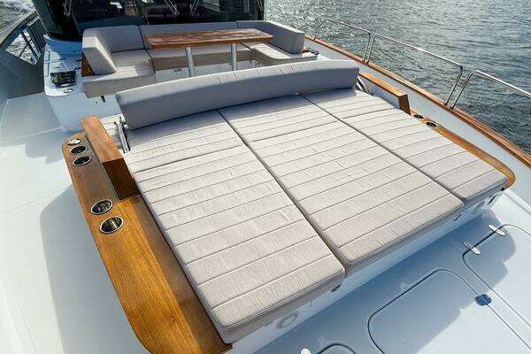 Sirena 68 Yacht For Sale