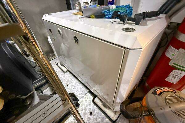 Sirena 68 Yacht For Sale