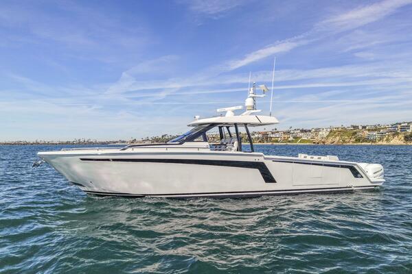 DADDY ISSUES USA 45ft Ocean Alexander Yacht For Sale
