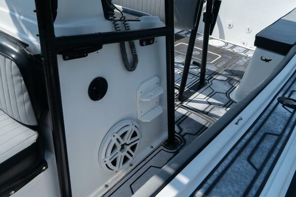 24ft Mako Yacht For Sale