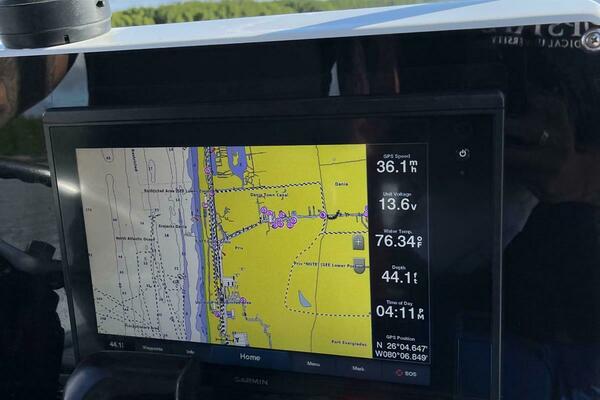 24ft Mako Yacht For Sale