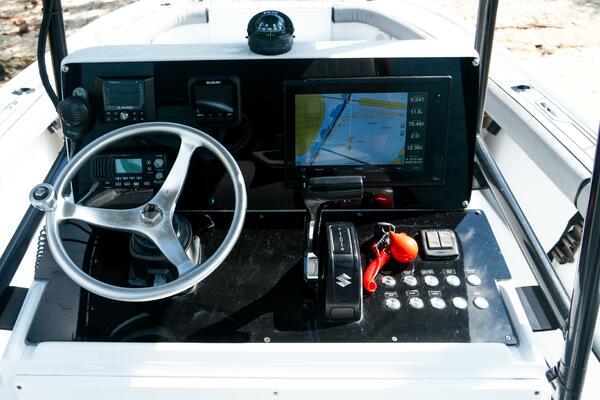 24ft Mako Yacht For Sale