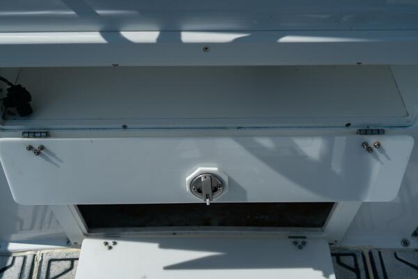 24ft Mako Yacht For Sale