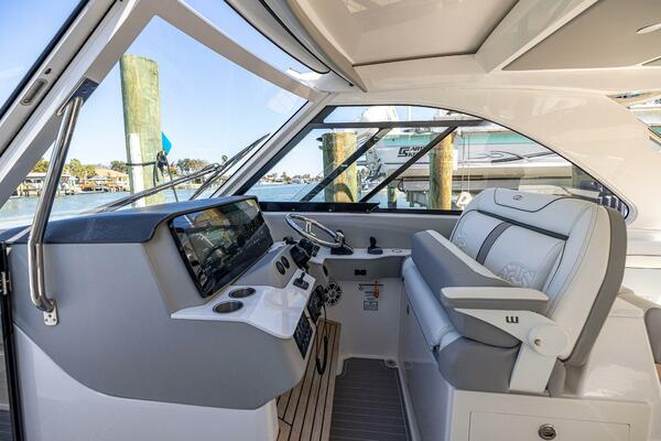 Absolutely Knot 36ft Regal Yacht For Sale