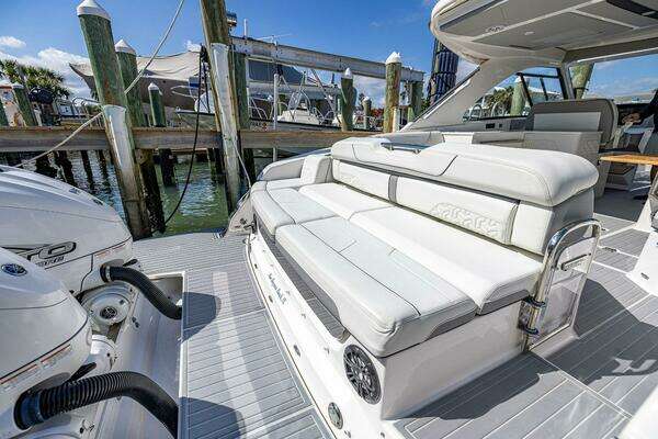 Regal LX 36 Yacht For Sale