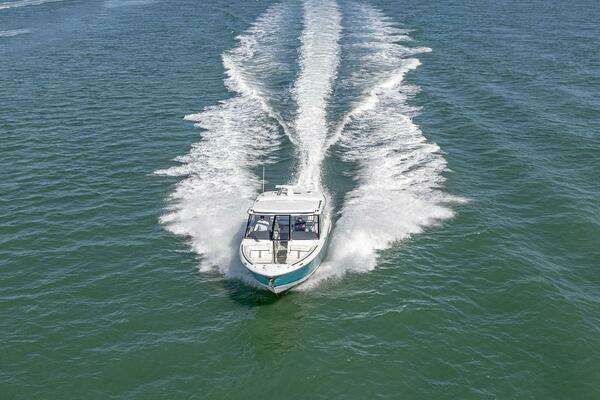 Regal LX 36 Yacht For Sale