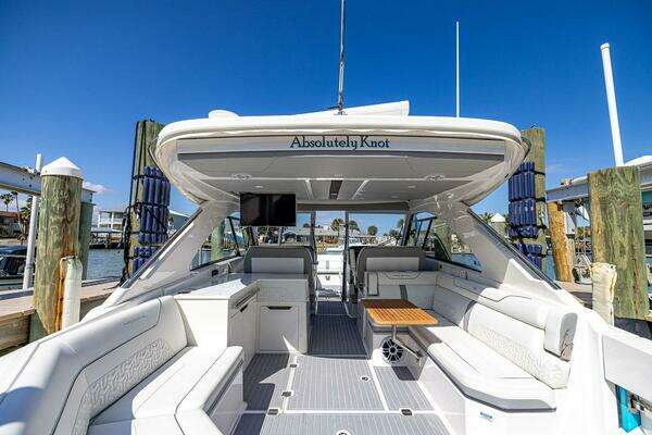 Regal LX 36 Yacht For Sale